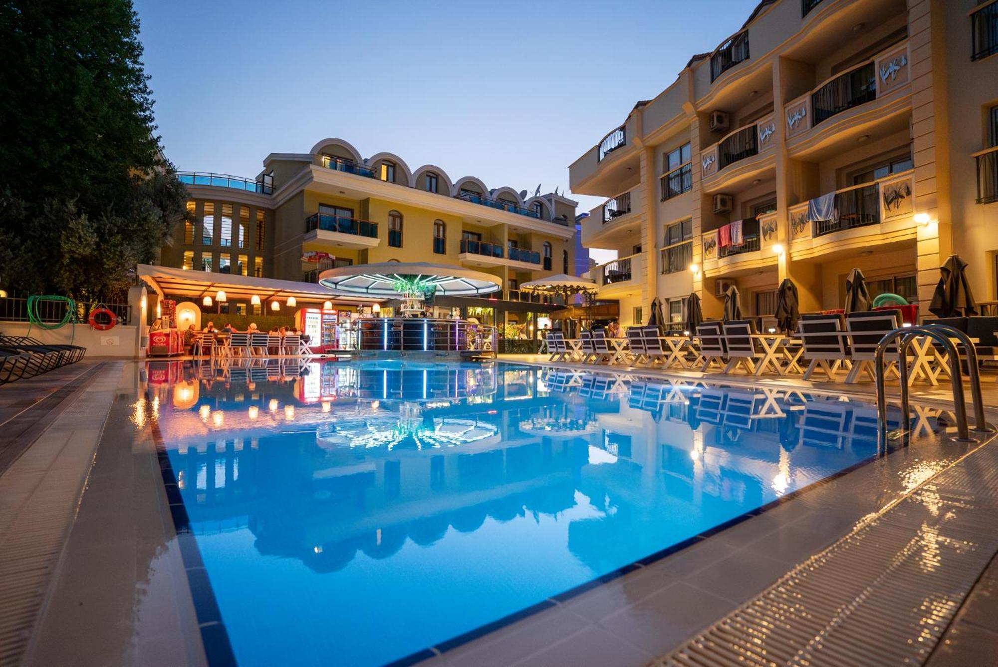 Club Karakas Apart Otel Marmaris Exterior foto